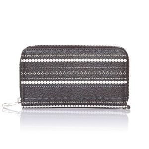 Thirty One Stackin' Jackson's Wallet